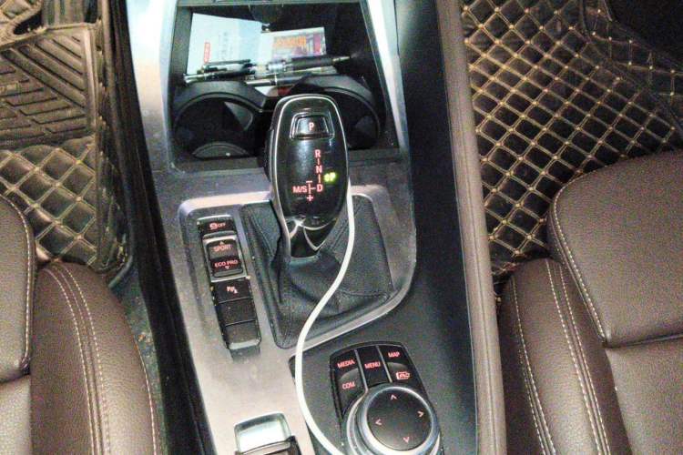 Used BMW X1 2021 sDrive25Li Leading Model Gear Lever