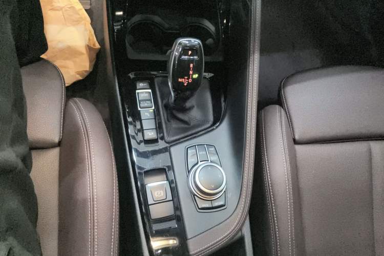 Used BMW X1 2021 xDrive25Li Luxury Model Gear Lever