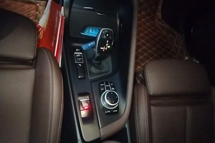 Used BMW X1 2021 sDrive25Li Leading Model Gear Lever