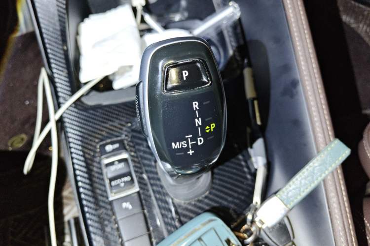 Used BMW X1 2021 sDrive20Li Premium Edition Gear Lever