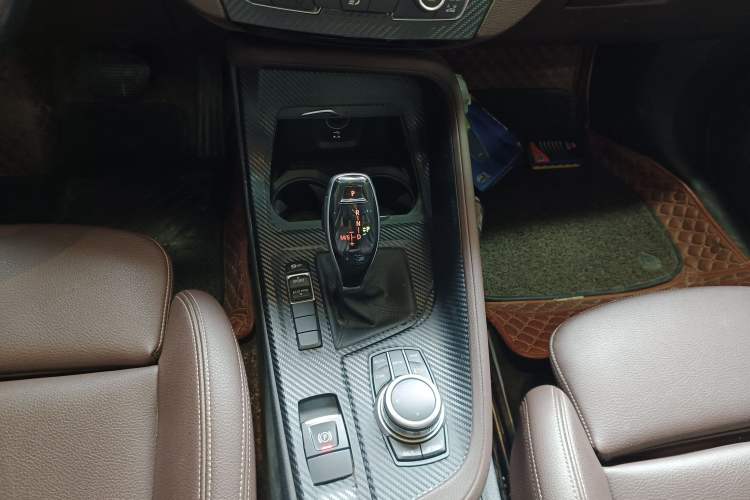 Used BMW X1 2021 Restyled sDrive25Li Leading Edition Gear Lever
