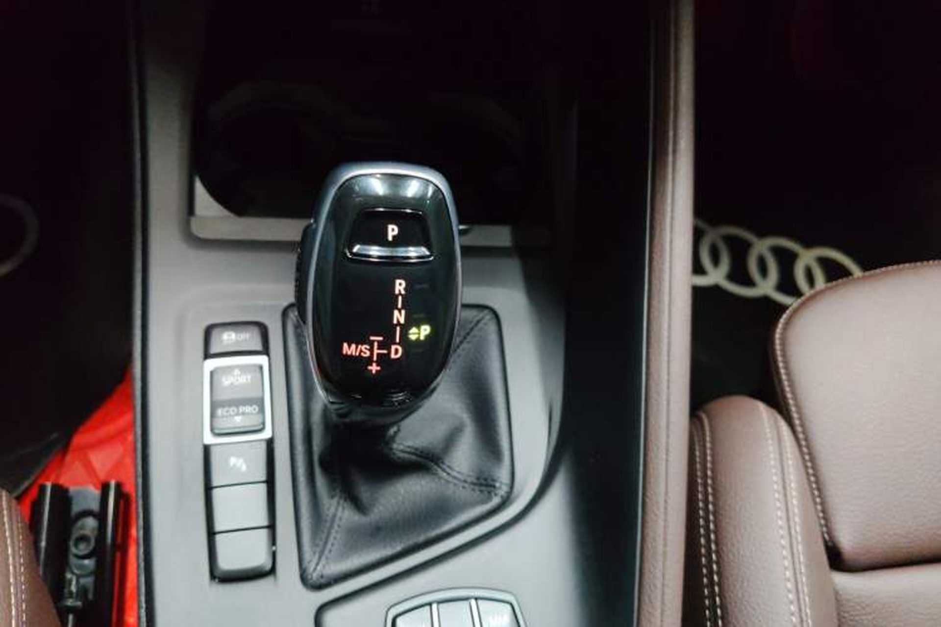 Used BMW X1 2021 sDrive25Li Leading Model Gear Lever