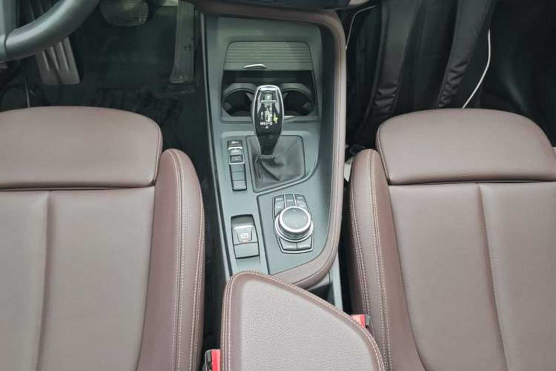 Used BMW X1 2021 Restyled sDrive25Li Leading Edition Gear Lever