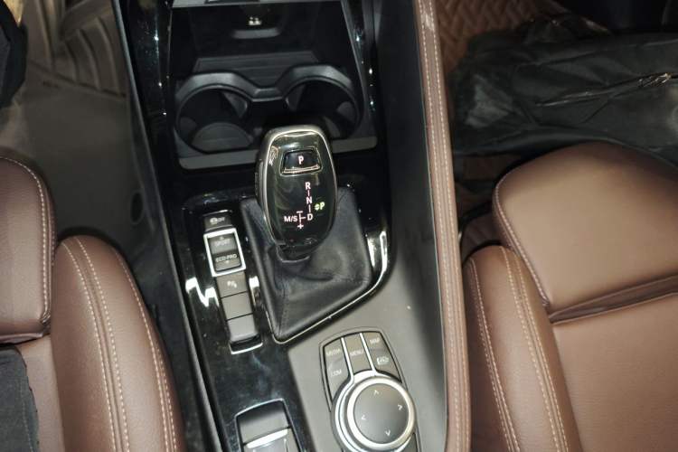 Used BMW X1 2021 sDrive20Li Premium Edition Gear Lever