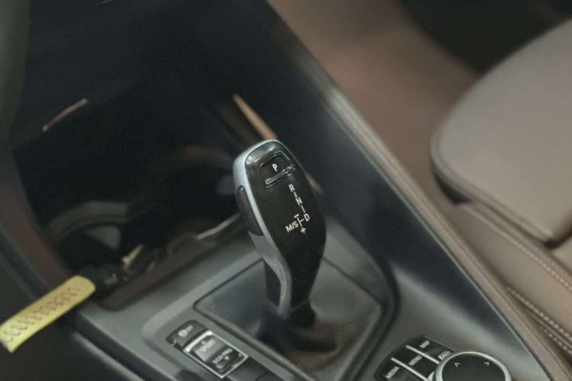Used BMW X1 2021 sDrive25Li Leading Model Gear Lever