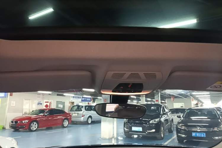 Used BMW X1 2021 Restyled sDrive20Li Premium Edition Headliner
