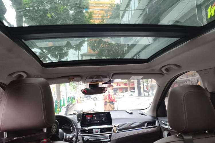 Used BMW X1 2021 xDrive25Li Luxury Model Headliner