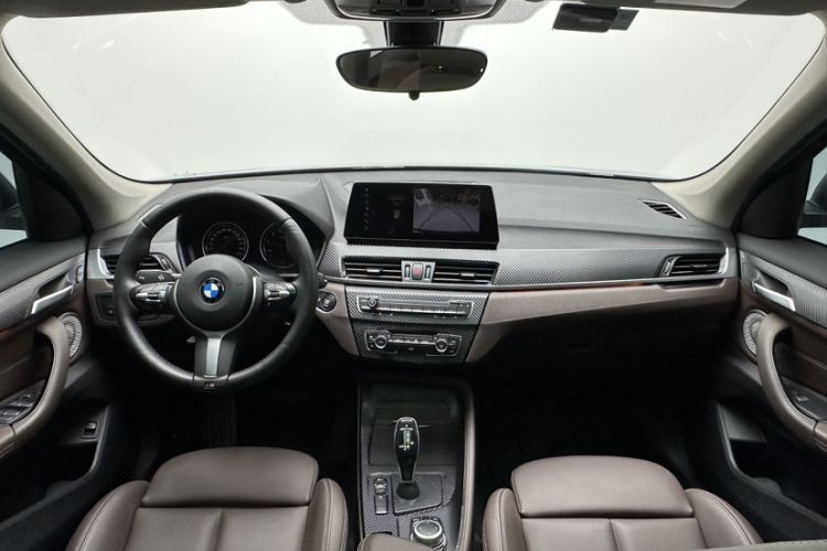 Used BMW X1 2021 Restyled sDrive25Li Leading Edition Interior 1