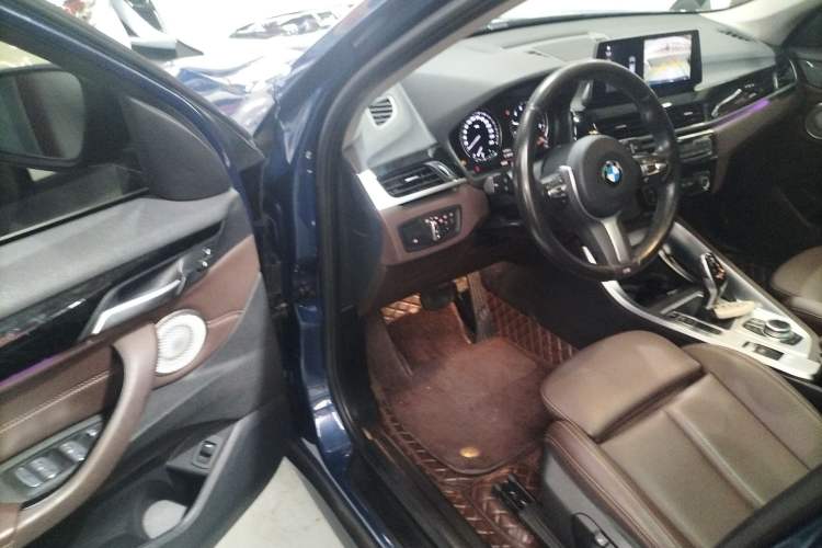Used BMW X1 2021 Restyled sDrive25Li Leading Edition Interior 3
