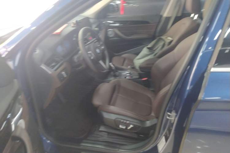 Used BMW X1 2021 Restyled sDrive25Li Leading Edition Left Front Seat