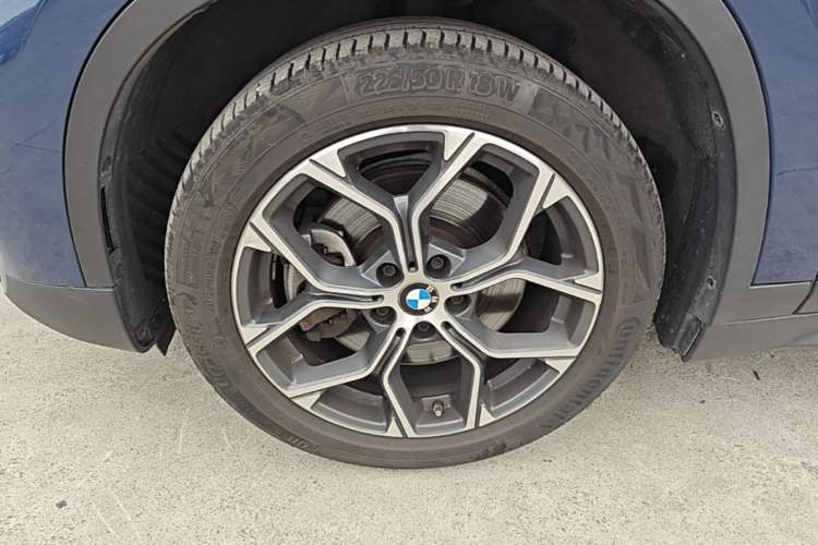 Used BMW X1 2021 Restyled sDrive25Li Leading Edition Left Front Wheel Hub