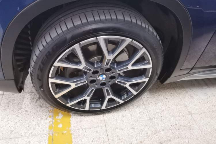 Used BMW X1 2021 xDrive25Li Luxury Model Left Front Wheel Hub
