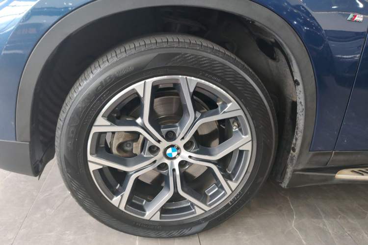 Used BMW X1 2021 sDrive25Li Leading Model Left Front Wheel Hub