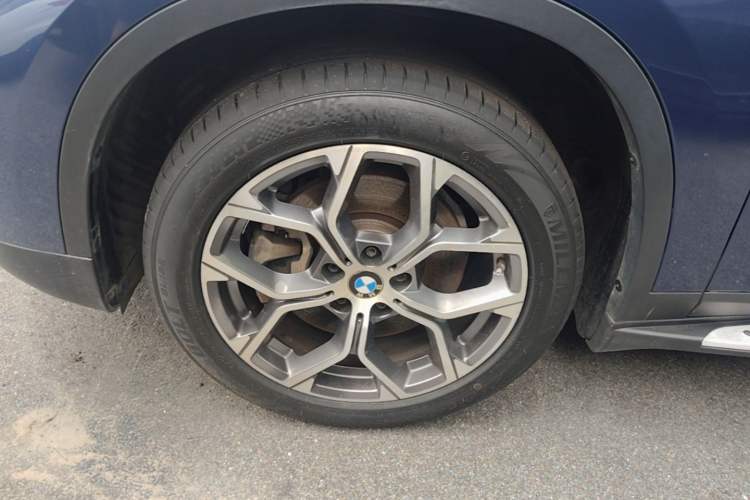 Used BMW X1 2021 sDrive25Li Leading Model Left Front Wheel Hub
