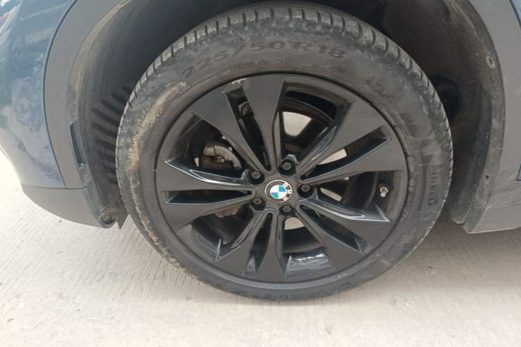 Used BMW X1 2021 Restyled sDrive20Li Fashion Version Left Front Wheel Hub