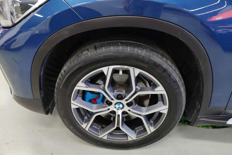Used BMW X1 2021 sDrive25Li Leading Model Left Front Wheel Hub