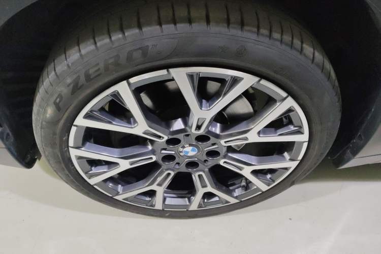 Used BMW X1 2021 xDrive25Li Luxury Model Left Front Wheel Hub