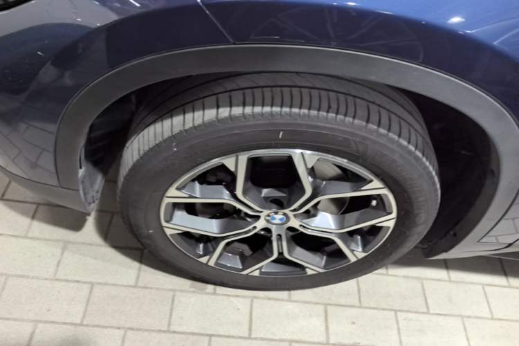Used BMW X1 2021 sDrive25Li Leading Model Left Front Wheel Hub