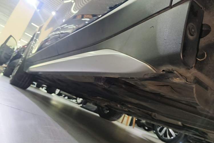 Used BMW X1 2021 xDrive25Li Luxury Model Left Side Sill