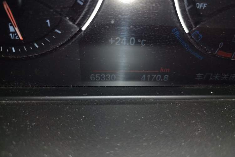 Used BMW X1 2021 Restyled sDrive20Li Premium Edition Odometer Close Up