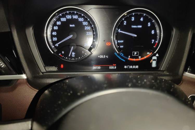 Used BMW X1 2021 sDrive20Li Premium Edition Odometer Close Up