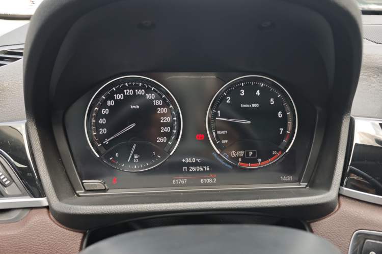 Used BMW X1 2021 sDrive25Li Leading Model Odometer Close Up