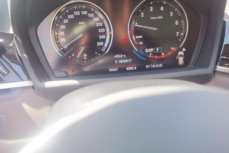 Used BMW X1 2021 sDrive20Li Fashion Model Odometer Close Up