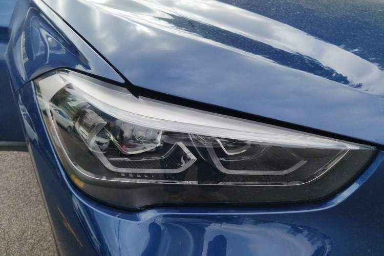 Used BMW X1 2021 sDrive20Li Fashion Model Right Front Headlight