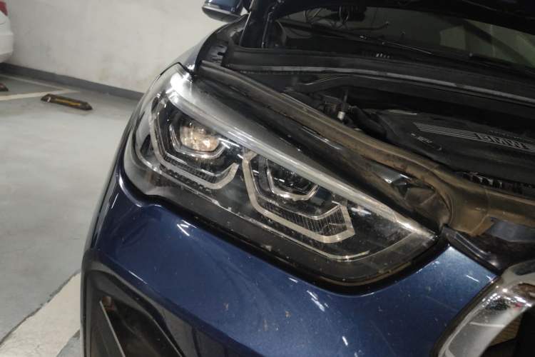 Used BMW X1 2021 Restyled sDrive20Li Fashion Version Right Front Headlight