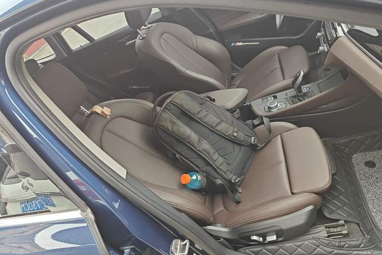 Used BMW X1 2021 Restyled sDrive25Li Leading Edition Right Front Seat