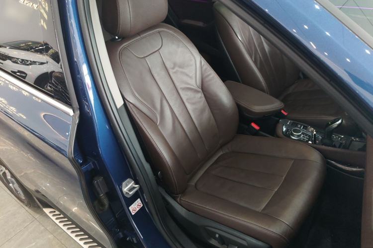 Used BMW X1 2021 sDrive25Li Leading Model Right Front Seat