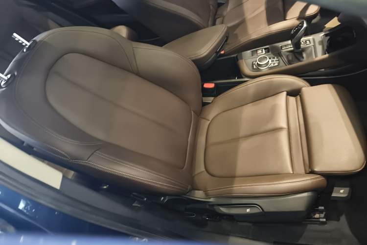 Used BMW X1 2021 sDrive20Li Fashion Model Right Front Seat