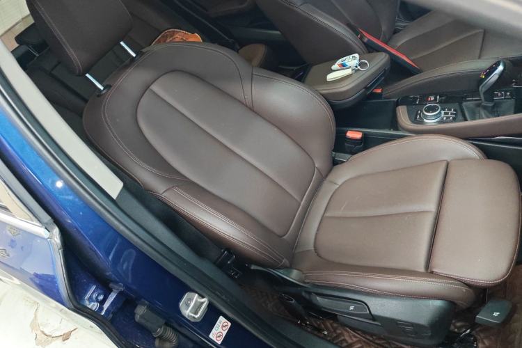Used BMW X1 2021 sDrive20Li Premium Edition Right Front Seat