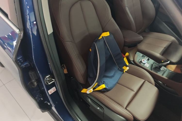 Used BMW X1 2021 Restyled sDrive20Li Fashion Version Right Front Seat