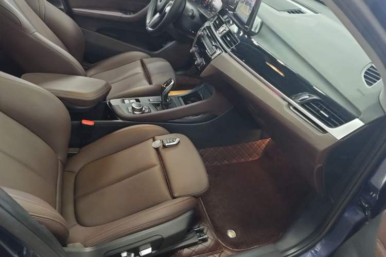 Used BMW X1 2021 Restyled sDrive25Li Leading Edition Right Front Seat