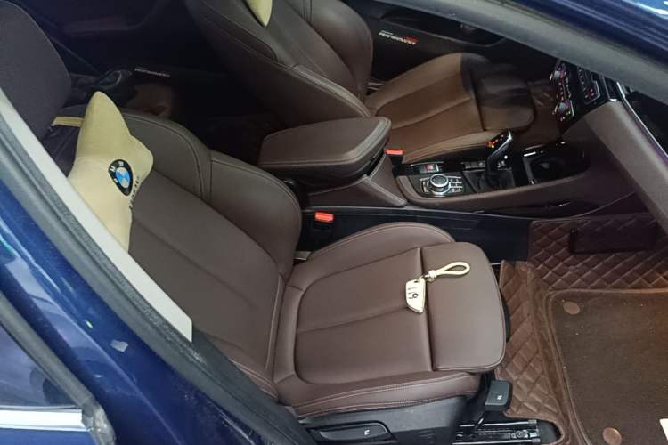 Used BMW X1 2021 sDrive20Li Premium Edition Right Front Seat