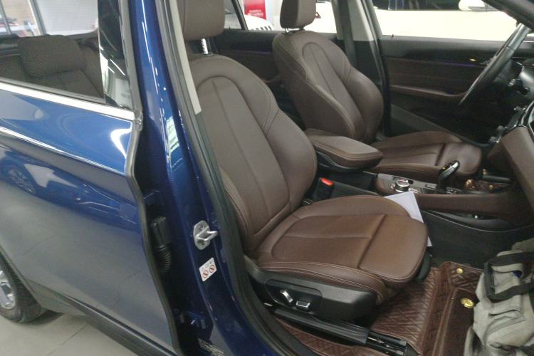 Used BMW X1 2021 sDrive25Li Leading Model Right Front Seat