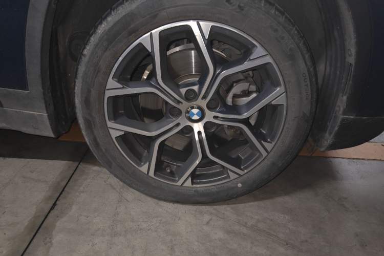 Used BMW X1 2021 sDrive25Li Leading Model Right Front Wheel Hub