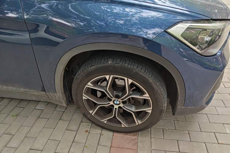 Used BMW X1 2021 sDrive25Li Leading Model Right Front Wheel Hub