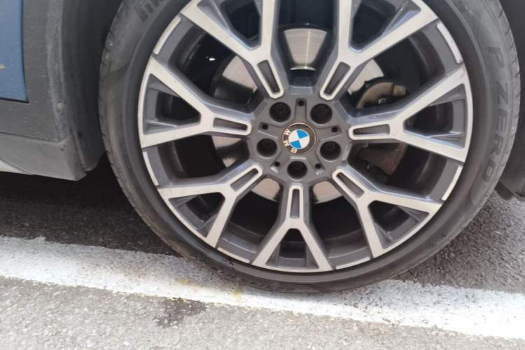 Used BMW X1 2021 xDrive25Li Luxury Model Right Front Wheel Hub