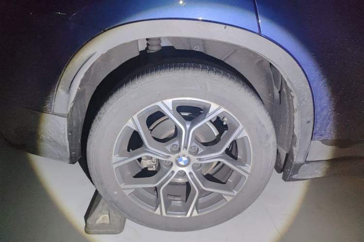 Used BMW X1 2021 sDrive25Li Leading Model Right Front Wheel Hub