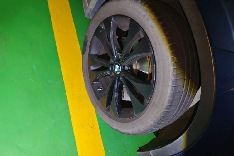 Used BMW X1 2021 sDrive20Li Fashion Model Right Front Wheel Hub