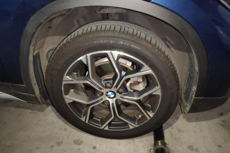 Used BMW X1 2021 sDrive20Li Premium Edition Right Front Wheel Hub