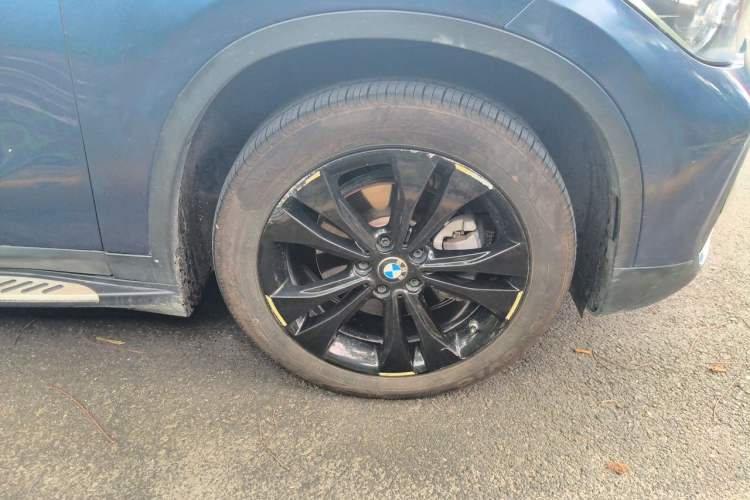 Used BMW X1 2021 sDrive20Li Fashion Model Right Front Wheel Hub