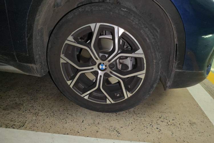 Used BMW X1 2021 sDrive20Li Premium Edition Right Front Wheel Hub