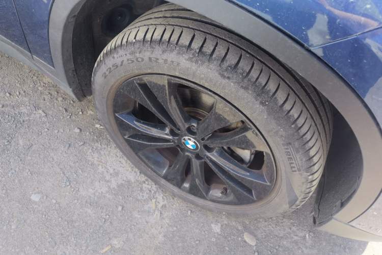 Used BMW X1 2021 sDrive20Li Fashion Model Right Front Wheel Hub