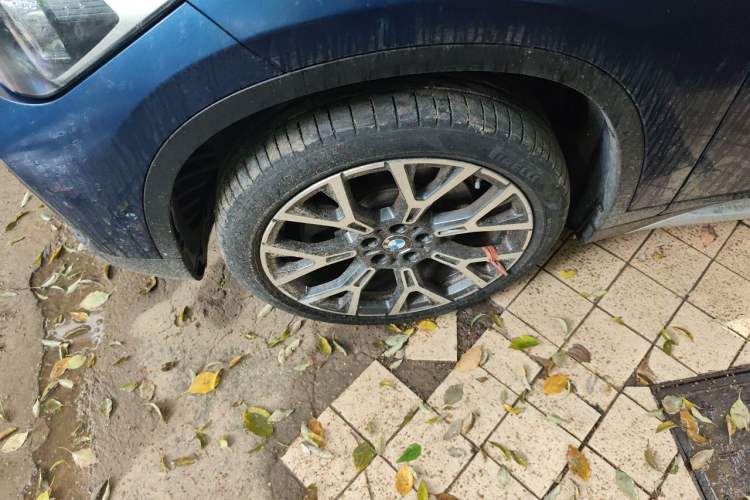 Used BMW X1 2021 xDrive25Li Luxury Model Right Front Wheel Hub