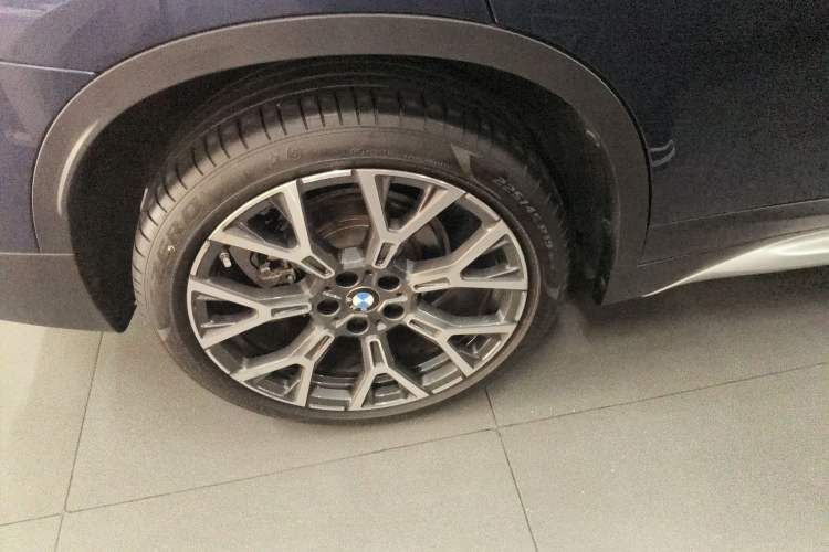 Used BMW X1 2021 xDrive25Li Luxury Model Right Rear Wheel Hub