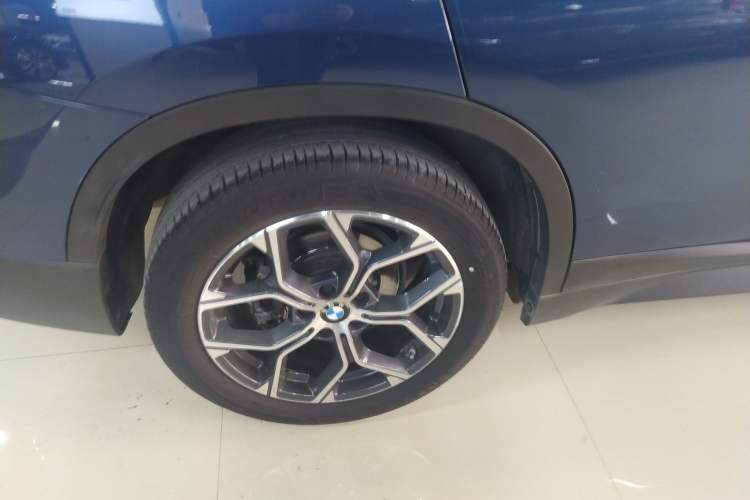 Used BMW X1 2021 Restyled sDrive25Li Leading Edition Right Rear Wheel Hub