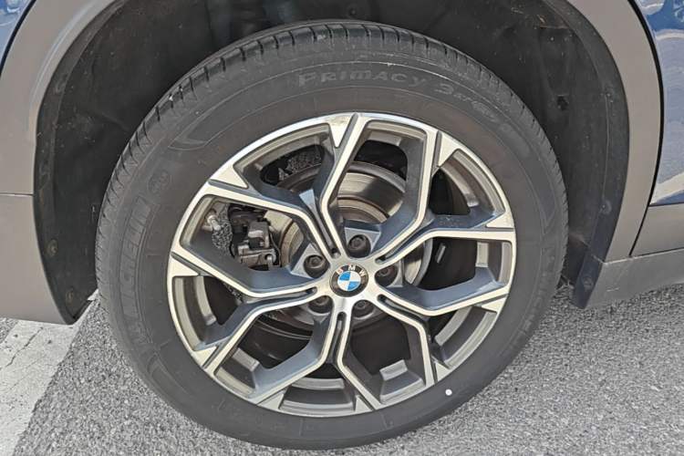 Used BMW X1 2021 sDrive25Li Leading Model Right Rear Wheel Hub